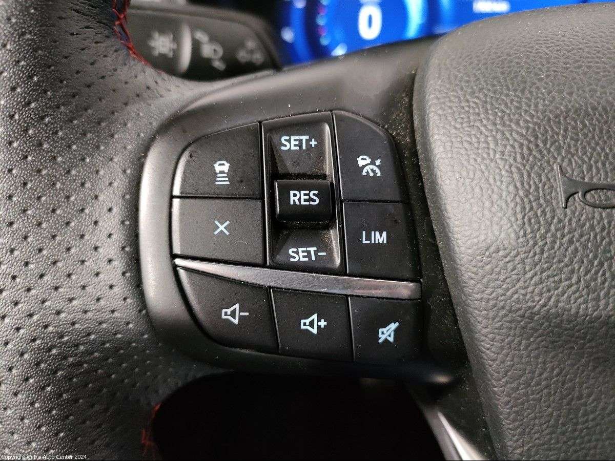 Ford Kuga 1.5 |  ST LINE  | NETTO: 17347€ | CAM. DE RECUL