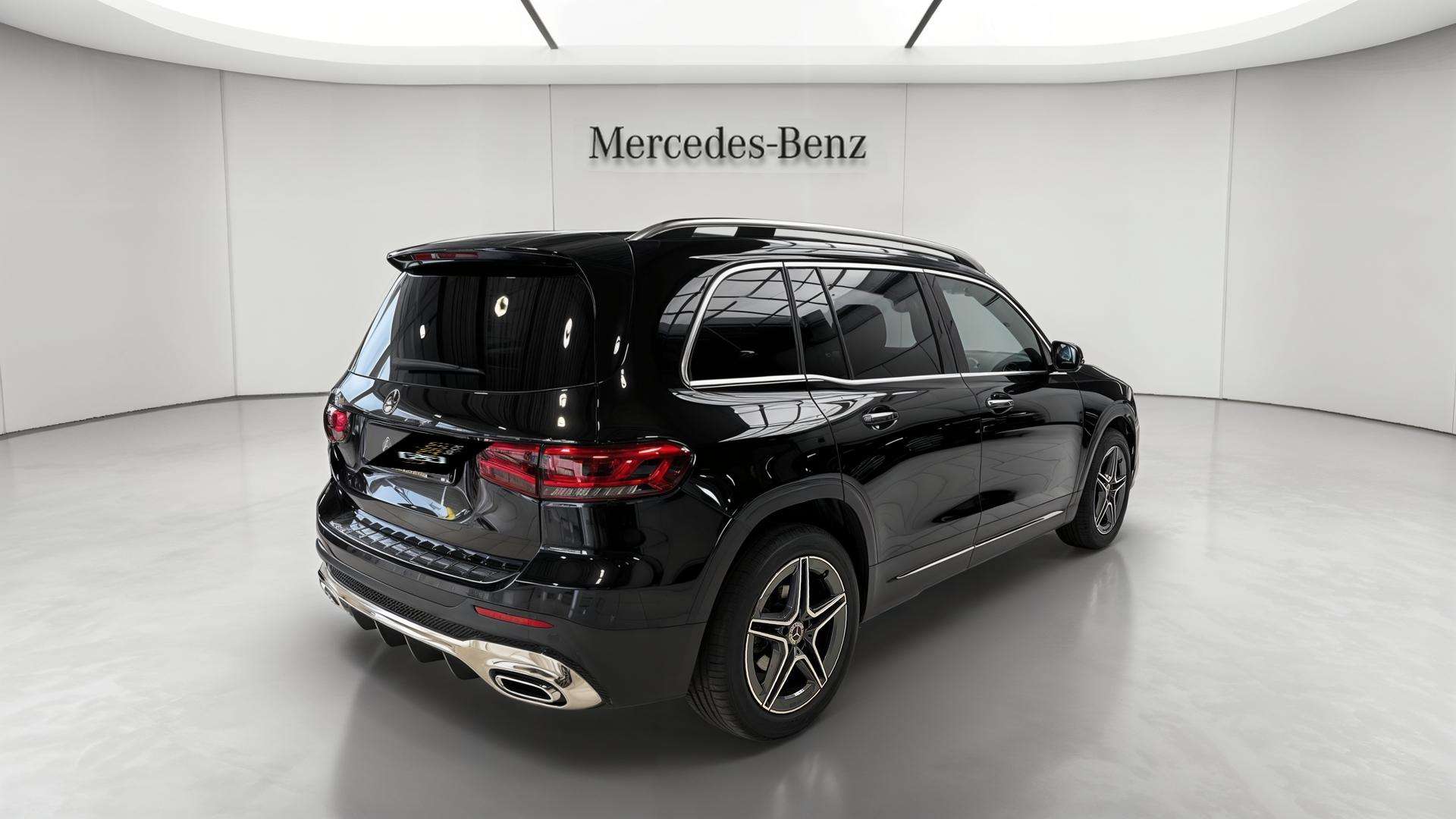 Mercedes-Benz GLB 180 GLB d AMG Line