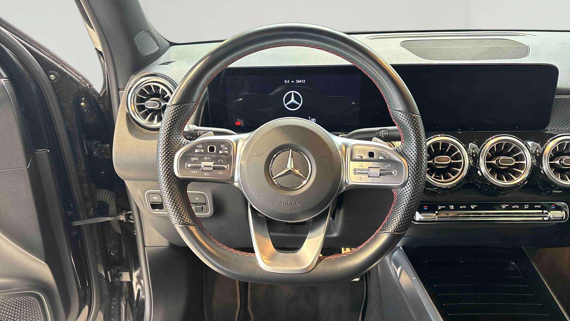 Mercedes-Benz GLB 180 GLB d AMG Line