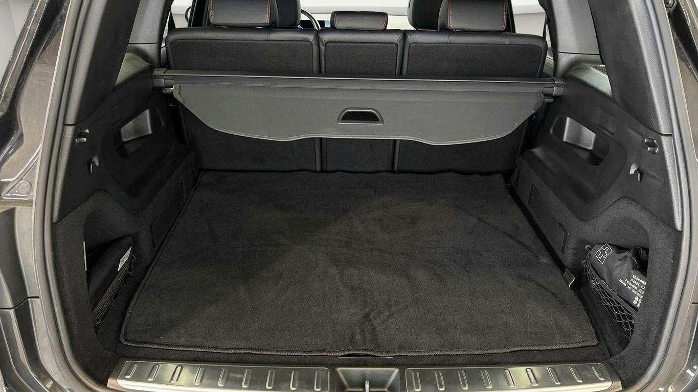 Mercedes-Benz GLB 180 GLB d AMG Line