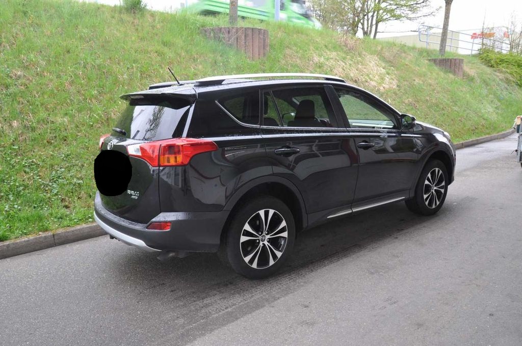 Toyota Rav 4 III (3) 150 D-CAT FAP LIFE BVA6 4WD