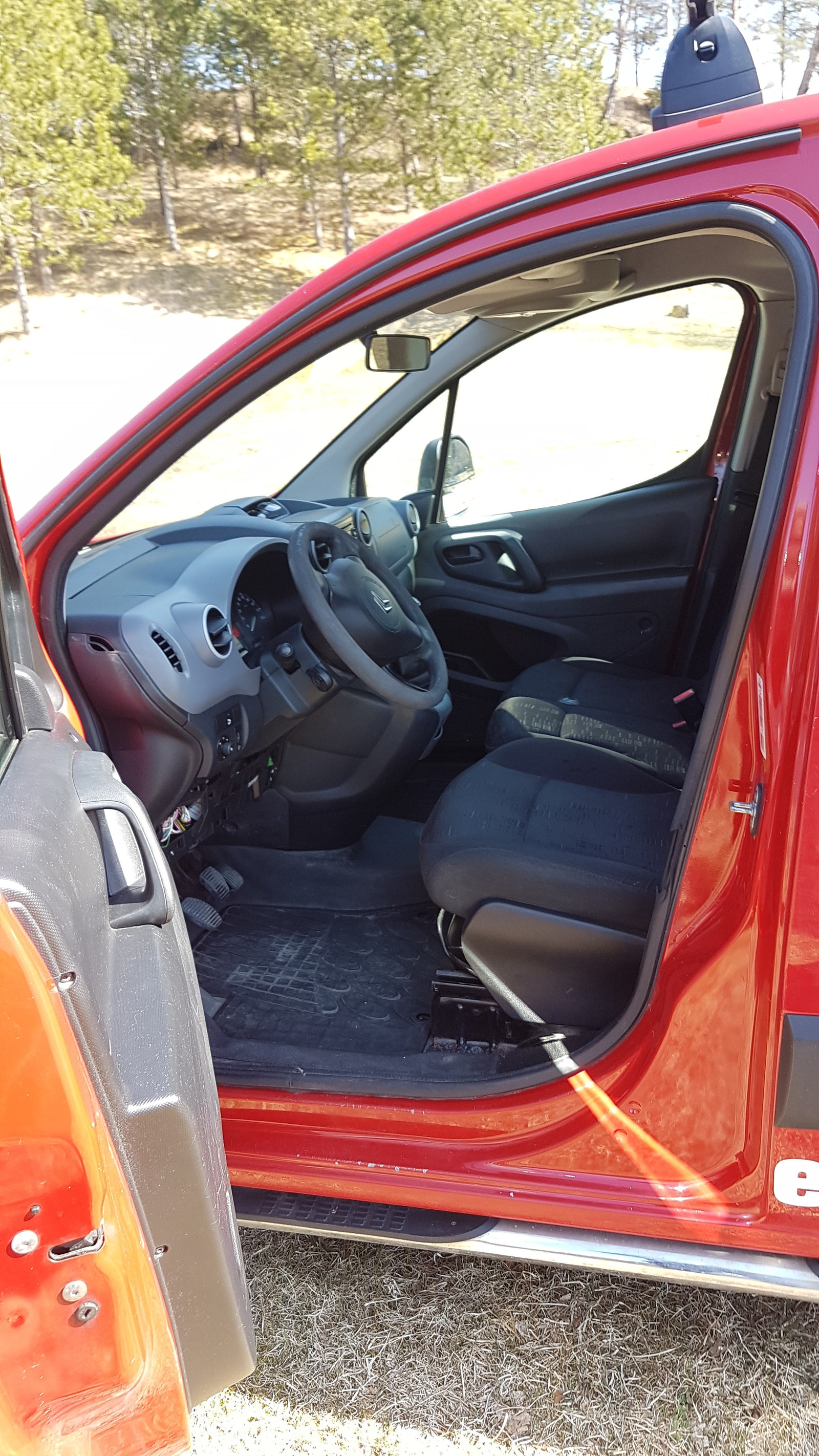 Citroen Berlingo II (2) 1.6 HDI 75 CONFORT 20 L1 3PL
