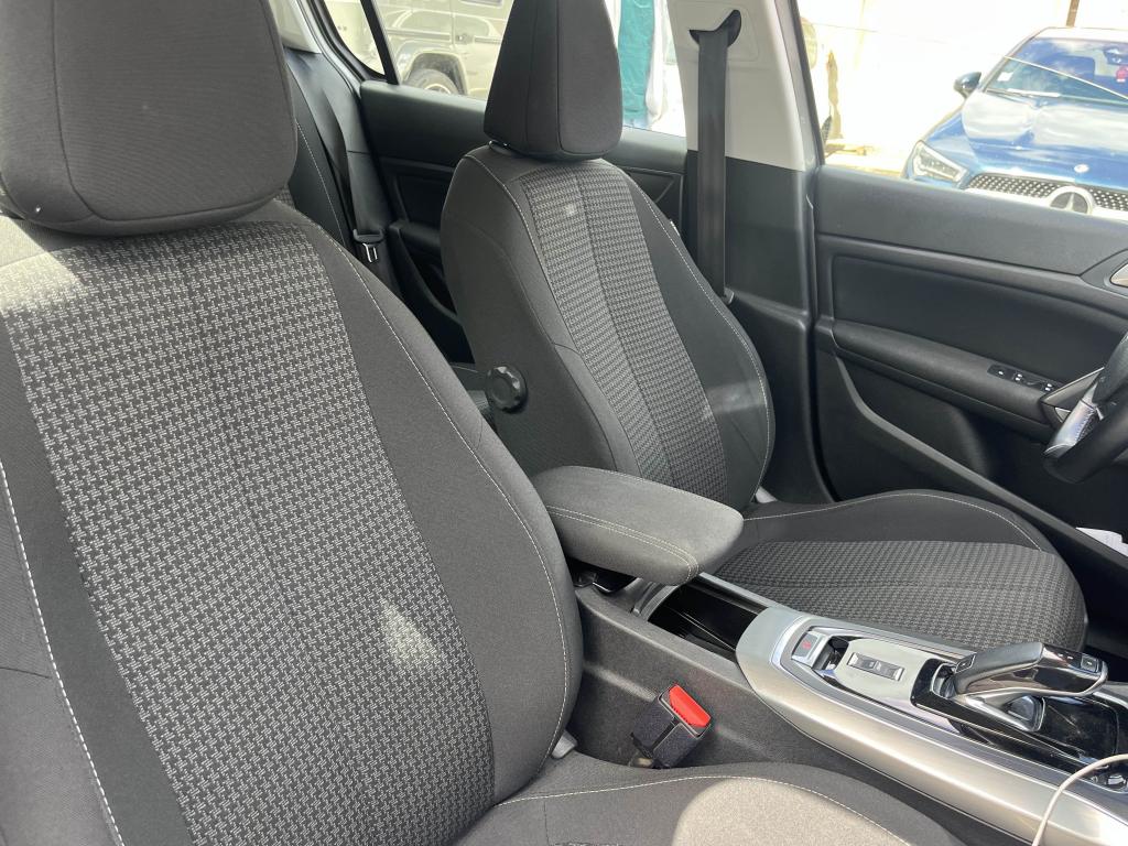Peugeot 308 1.5 BlueHDi S&S - 130 BV EAT8 II 2013 BERLINE Allure PHASE 2