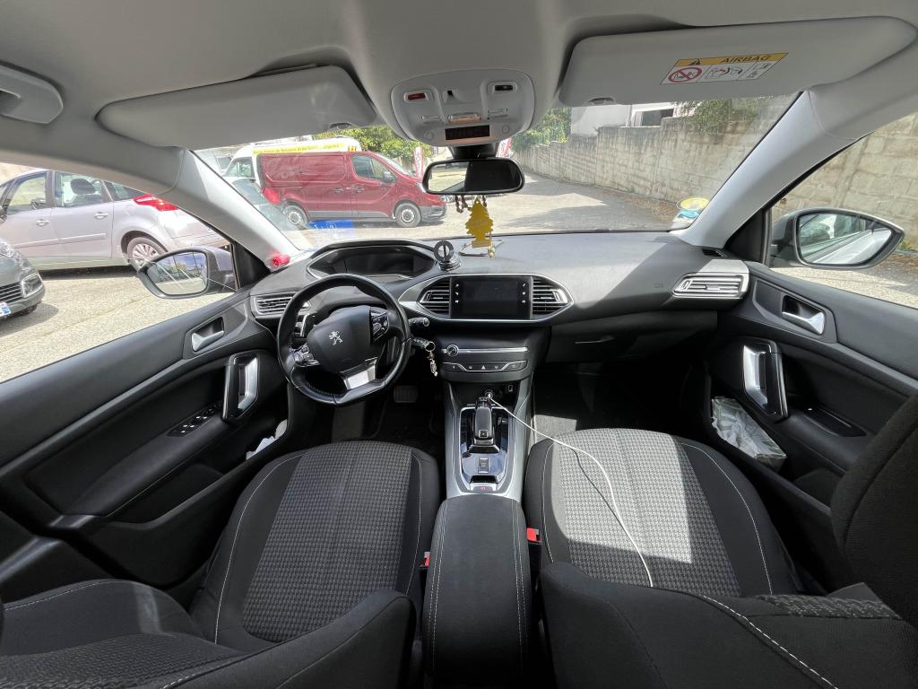Peugeot 308 1.5 BlueHDi S&S - 130 BV EAT8 II 2013 BERLINE Allure PHASE 2