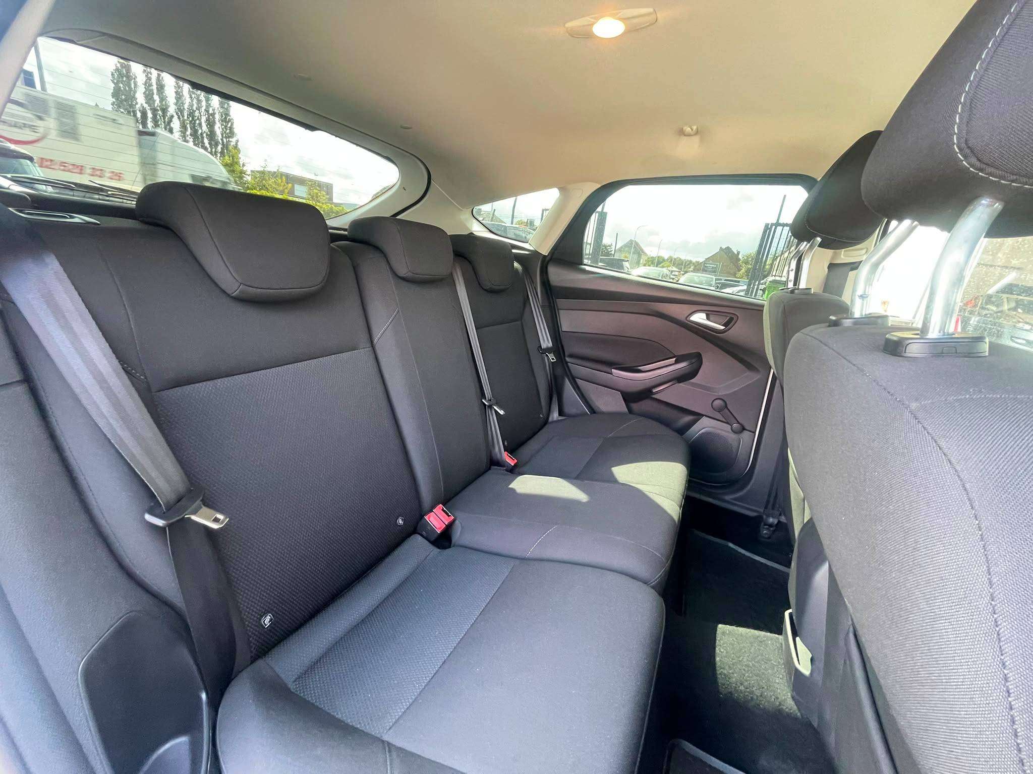 Ford Focus Focus 1.6i Ti-VCT Champions Edition Powershift/Gps