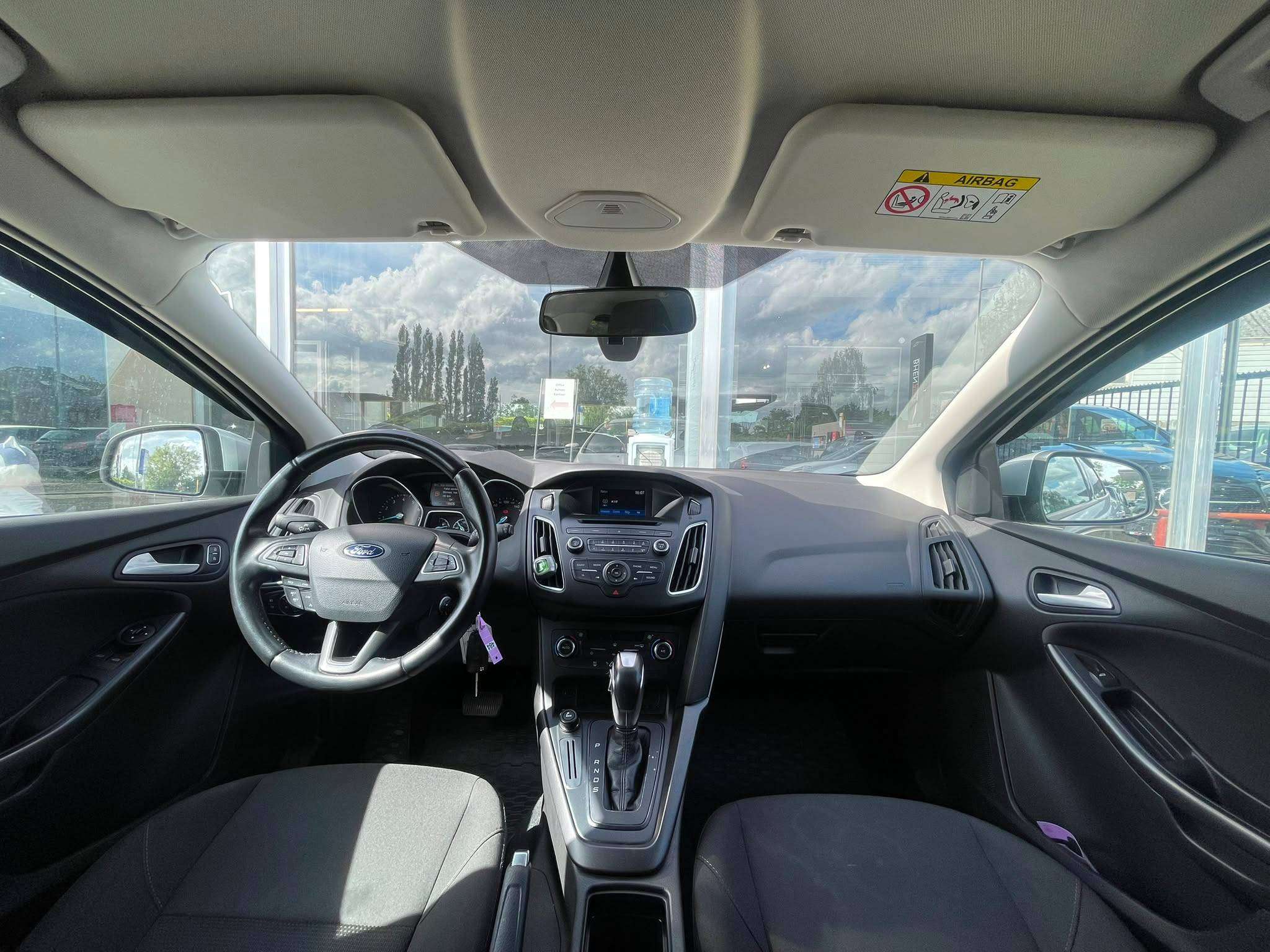 Ford Focus Focus 1.6i Ti-VCT Champions Edition Powershift/Gps