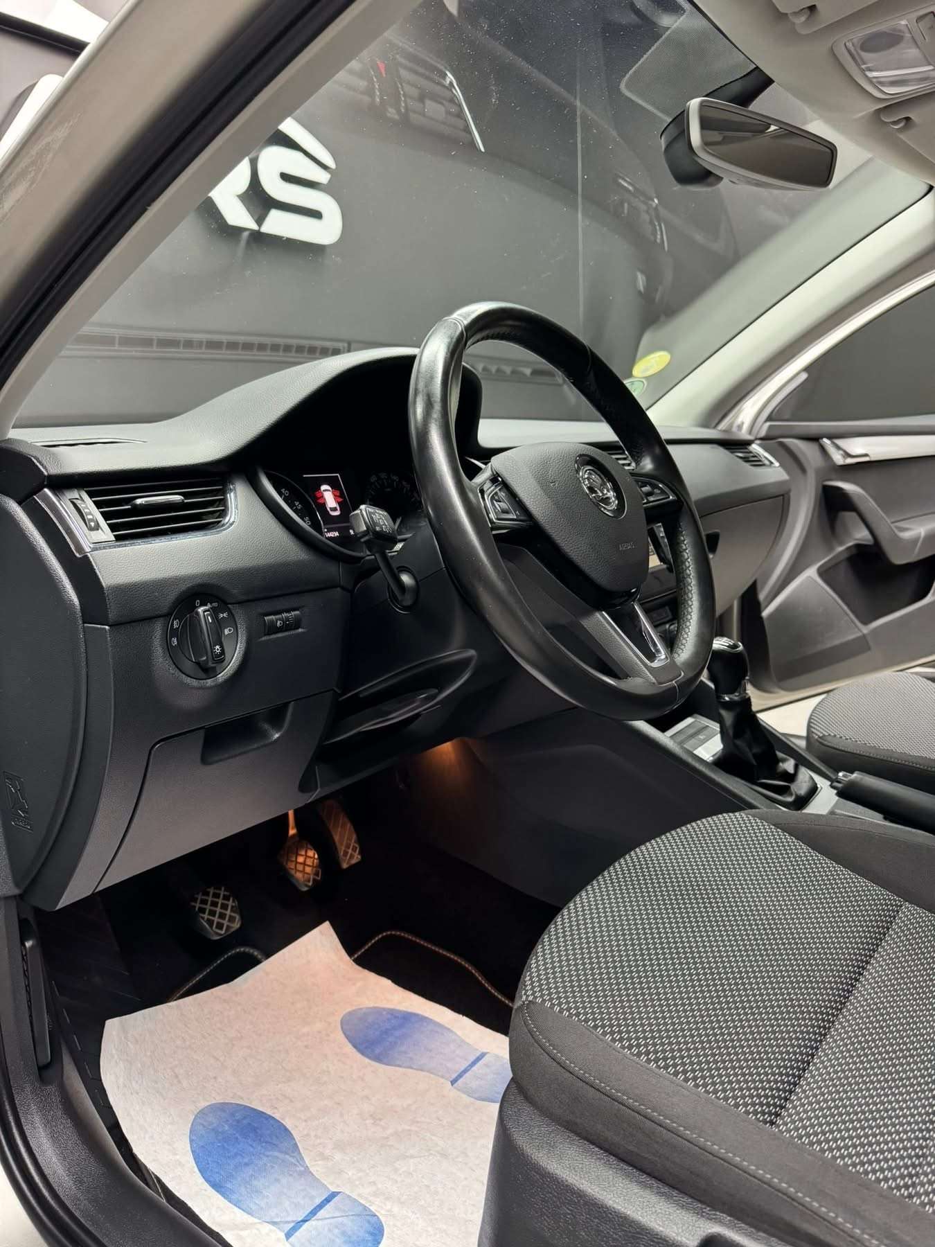 Skoda Octavia Octavia SW 1.6 CR TDi **12 mois de garantie**