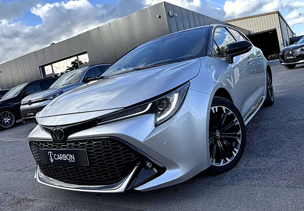 Toyota Corolla Hybrid 1.8 GR Sport e-CVT LED/CAMERA/NAVI/KEYLESS/PARK ASSIST