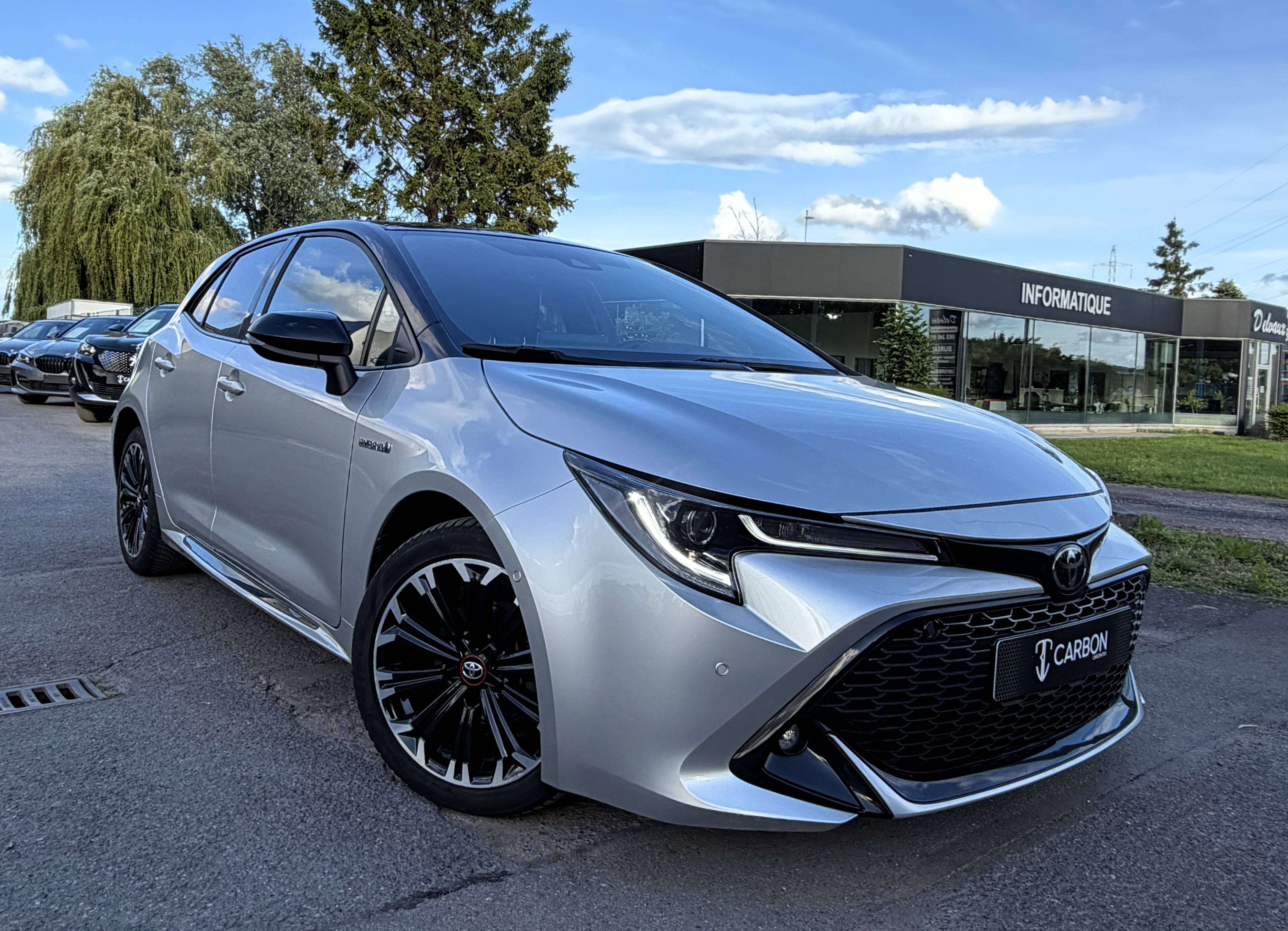 Toyota Corolla Hybrid 1.8 GR Sport e-CVT LED/CAMERA/NAVI/KEYLESS/PARK ASSIST