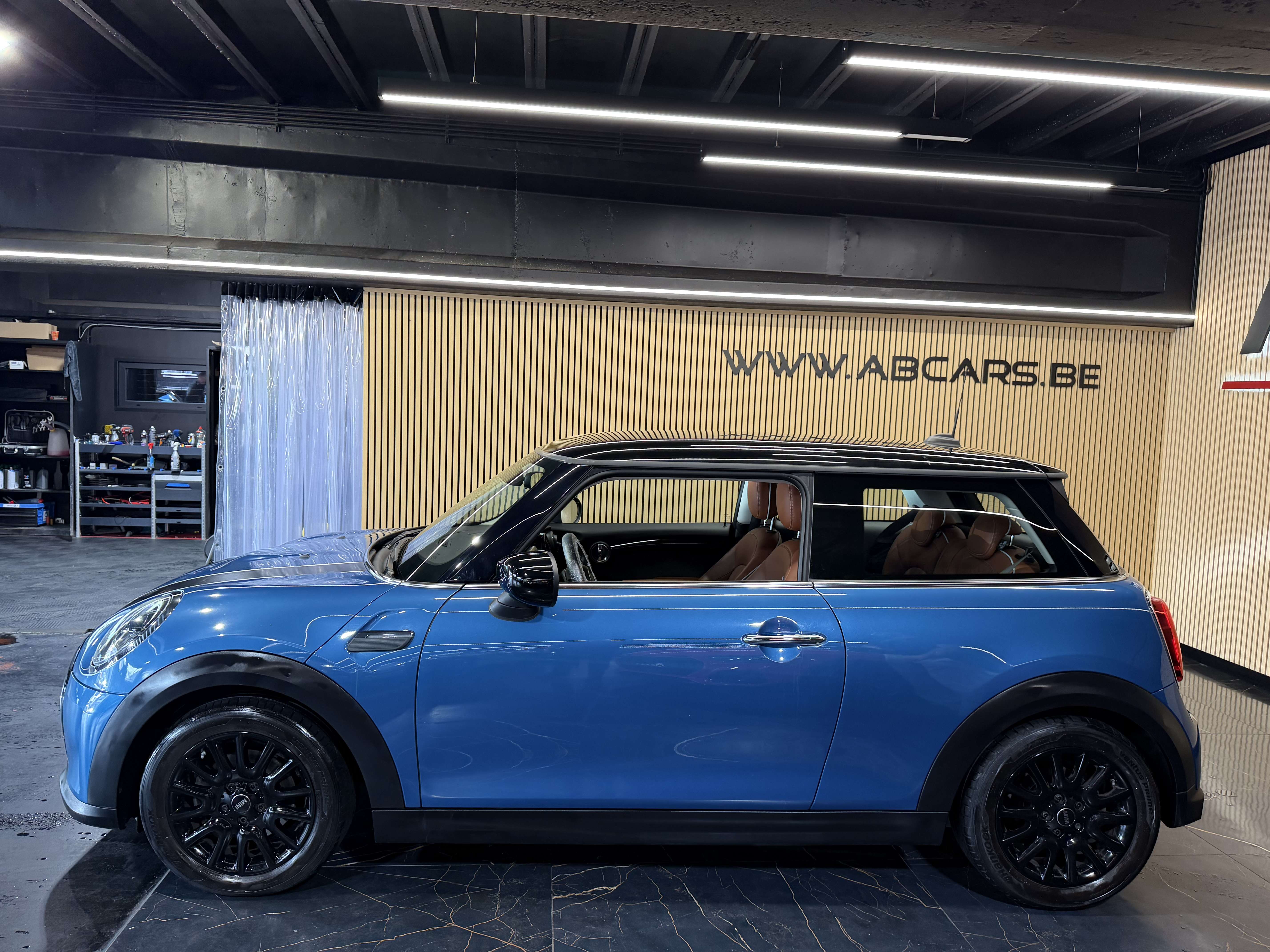 MINI Cooper 1.5i * BOITE AUTO * GARANTIE 12 MOIS * FACE LIFT * 1ER PROP *