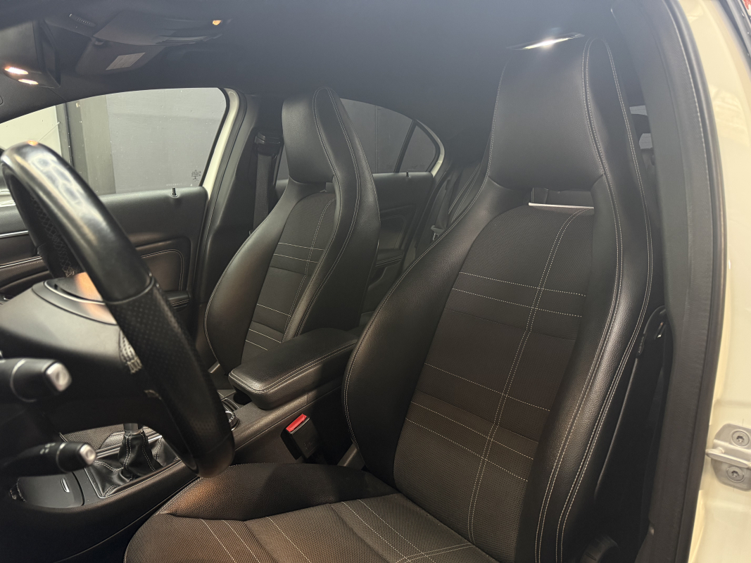 Mercedes-Benz Classe A 200 CDI 136 ch SENSATION