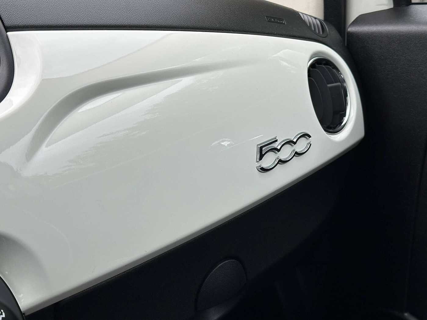 Fiat 500 1.2i Lounge SENSOR/CARPLAY/PANORAMIQUE/GPS/CLIM