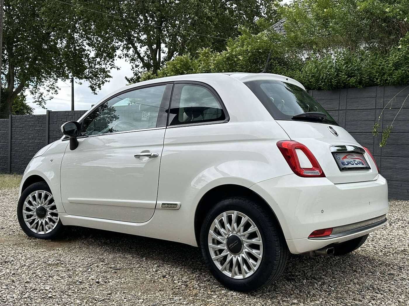 Fiat 500 1.2i Lounge SENSOR/CARPLAY/PANORAMIQUE/GPS/CLIM