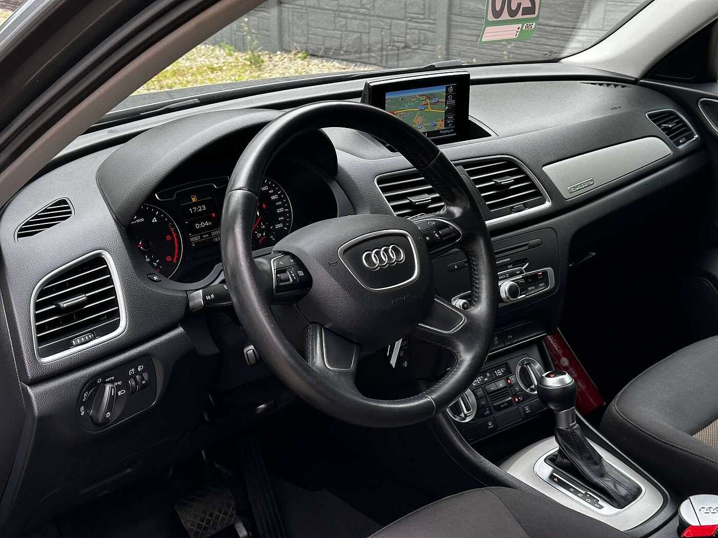 Audi Q3 Q3 2.0 TDi Quattro S tronic 1ER PROP/CRUISE/SENSOR/GPS/BT