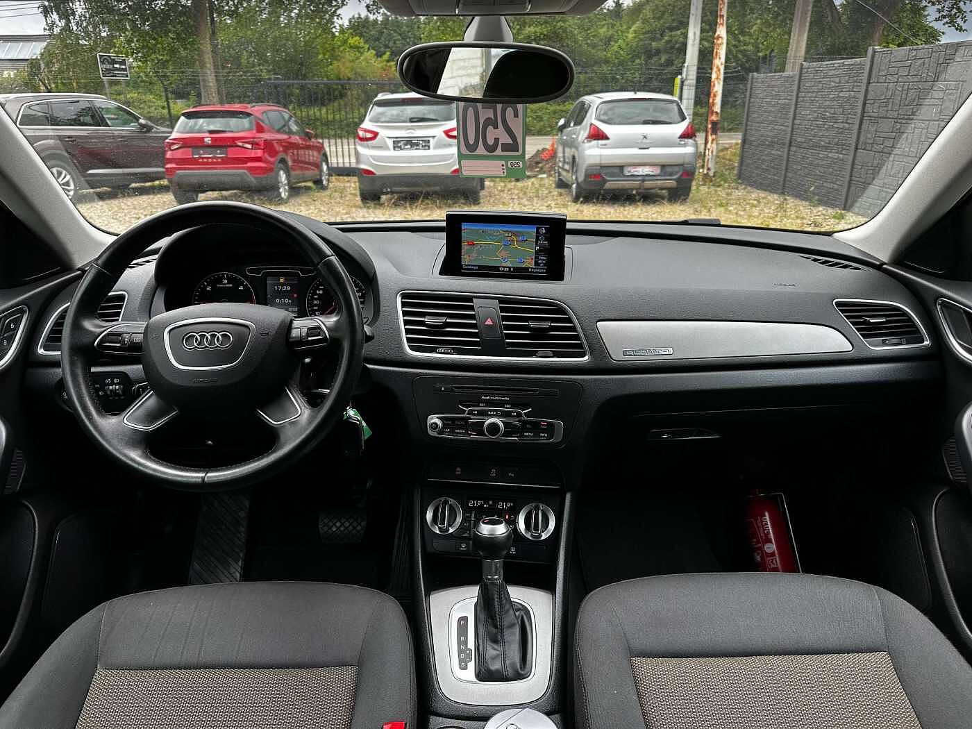 Audi Q3 Q3 2.0 TDi Quattro S tronic 1ER PROP/CRUISE/SENSOR/GPS/BT