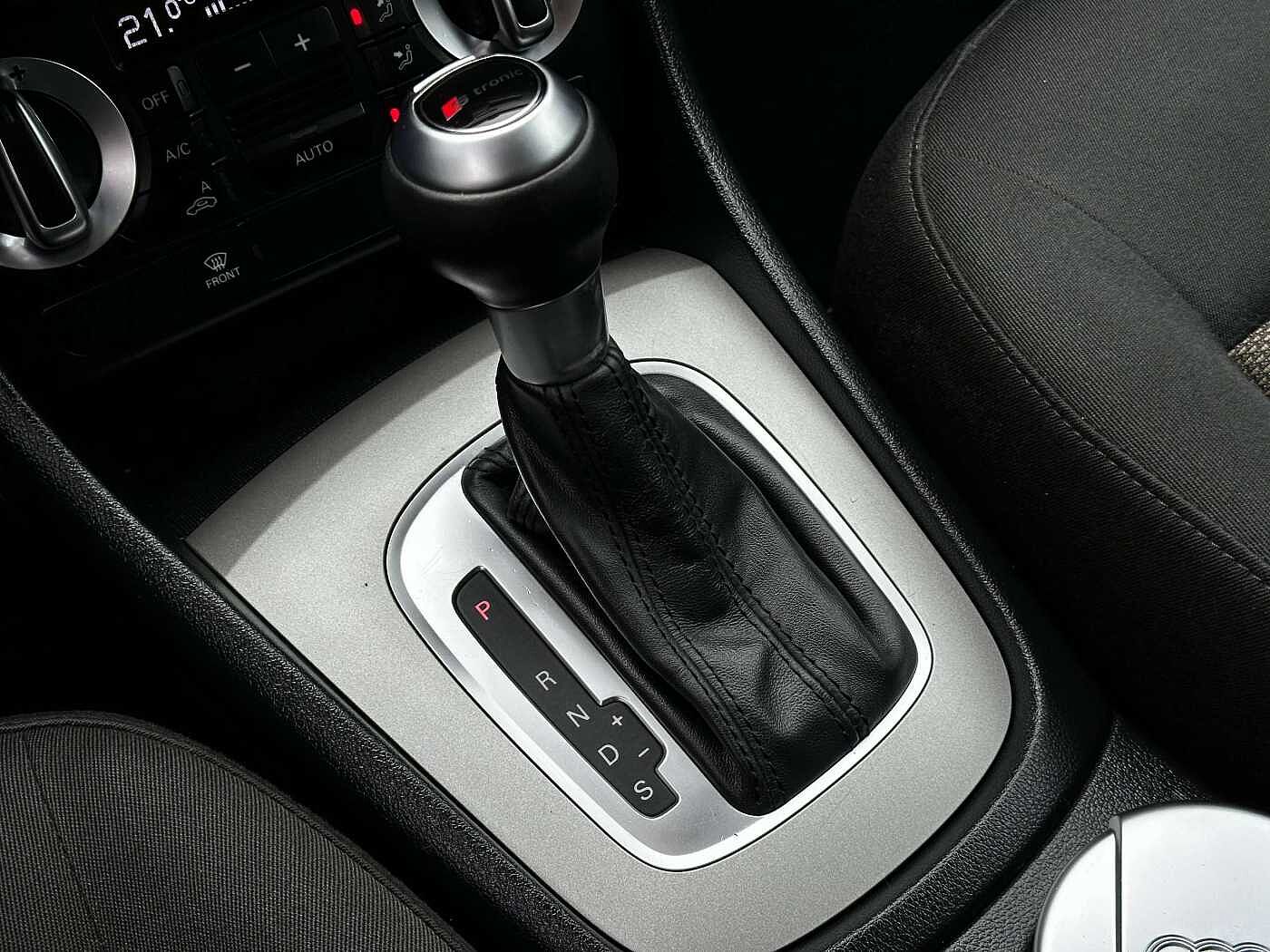 Audi Q3 Q3 2.0 TDi Quattro S tronic 1ER PROP/CRUISE/SENSOR/GPS/BT