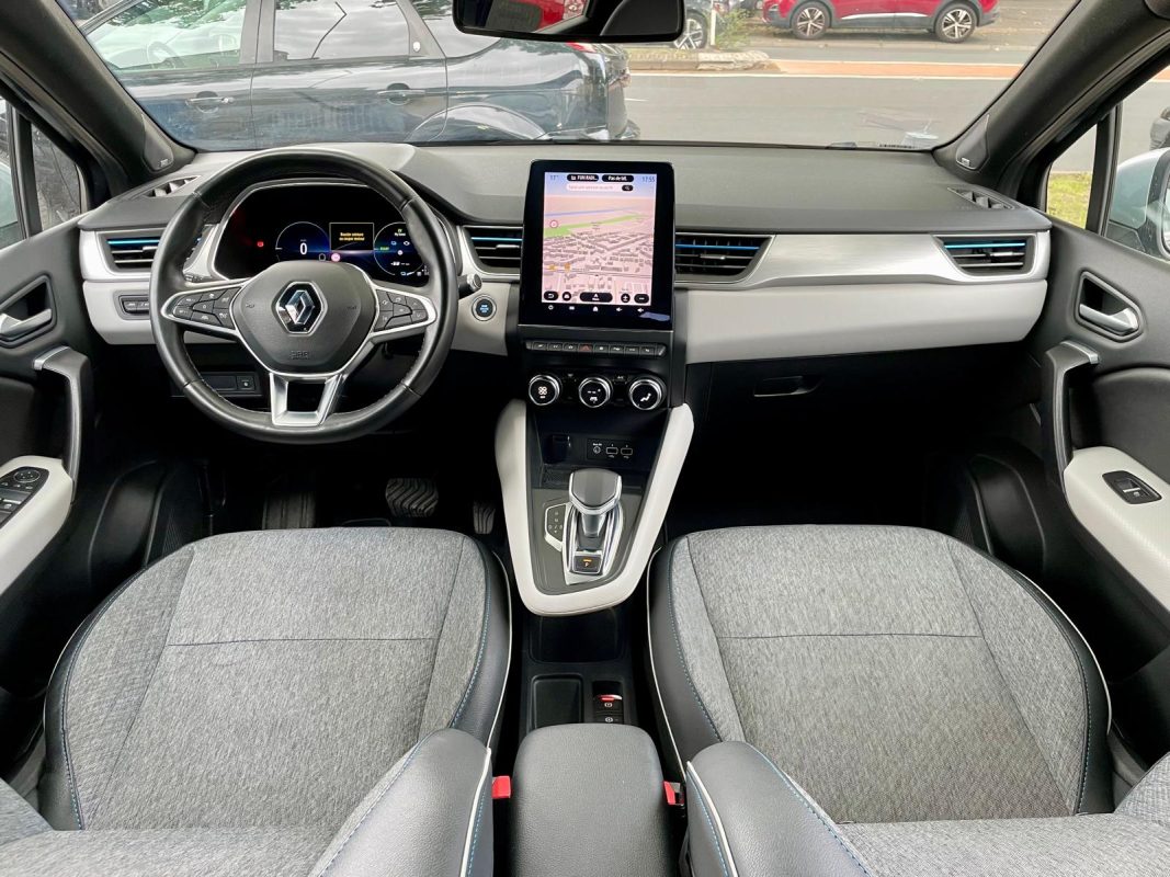 Renault Captur 1.6 E-TECH PLUG-IN 160 INTENS