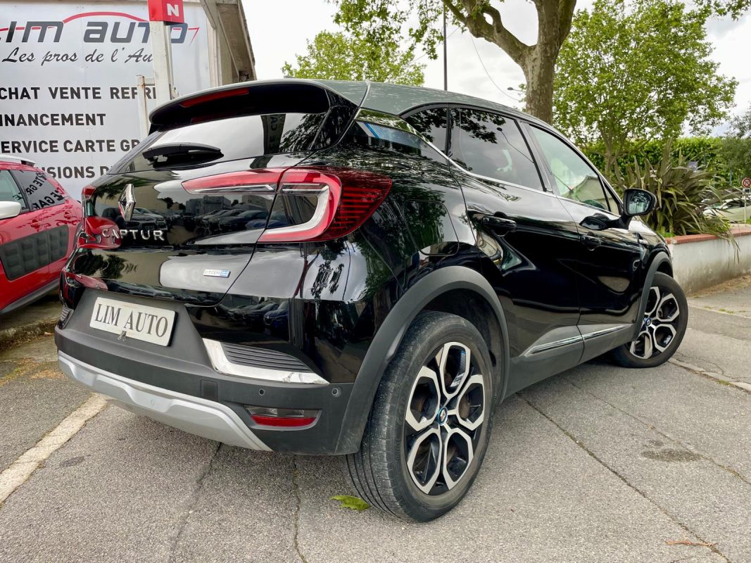 Renault Captur 1.6 E-TECH PLUG-IN 160 INTENS