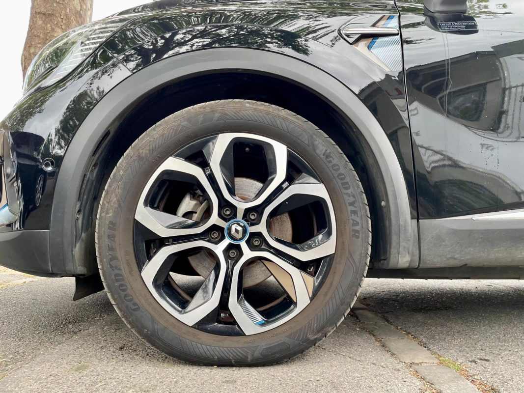 Renault Captur 1.6 E-TECH PLUG-IN 160 INTENS