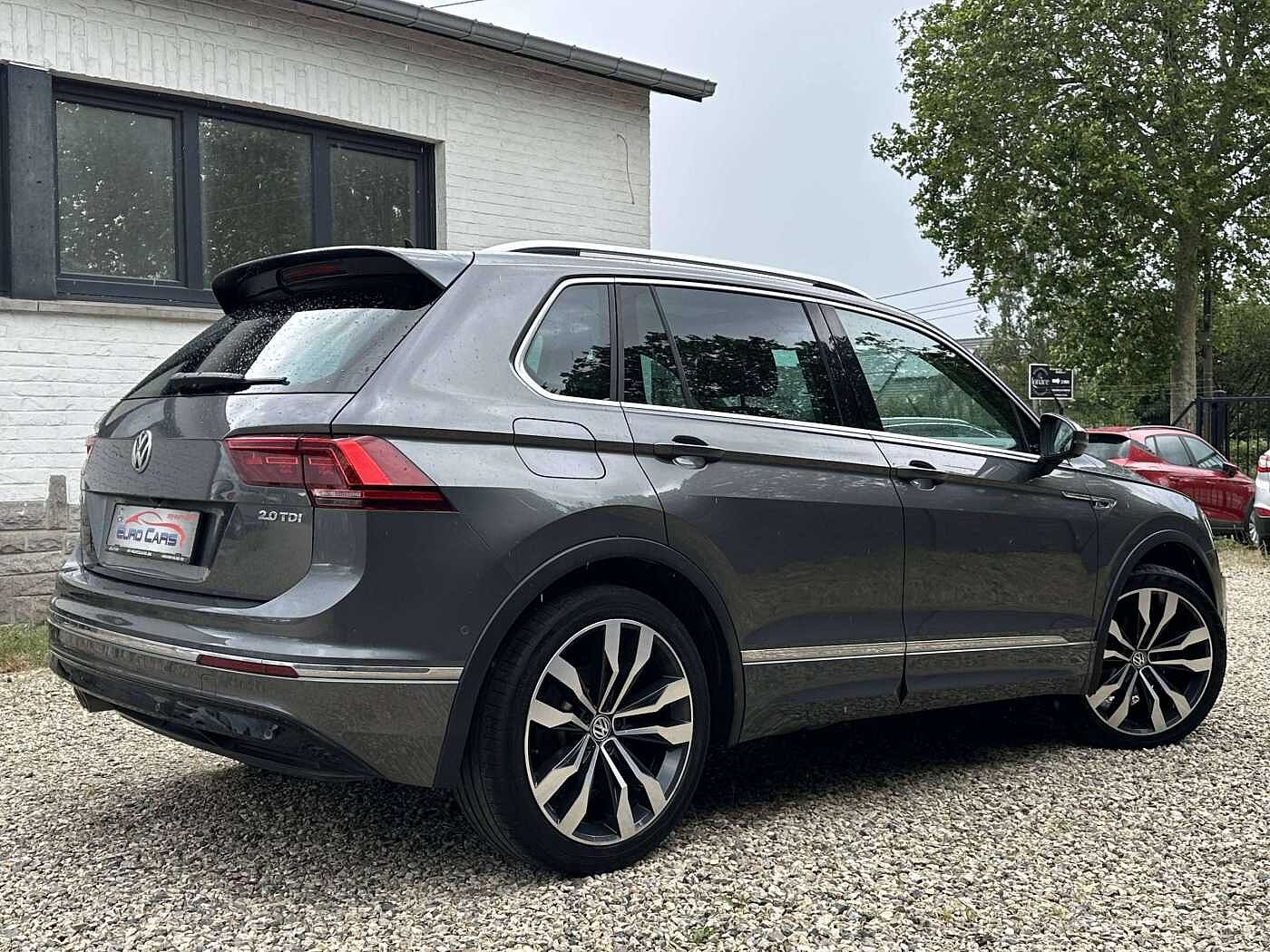 Volkswagen Tiguan 2.0 TDi SCR Highline BMT FULL OPTIONS/TOIT OUVRANT/CUIR/XENON/COKCPIT