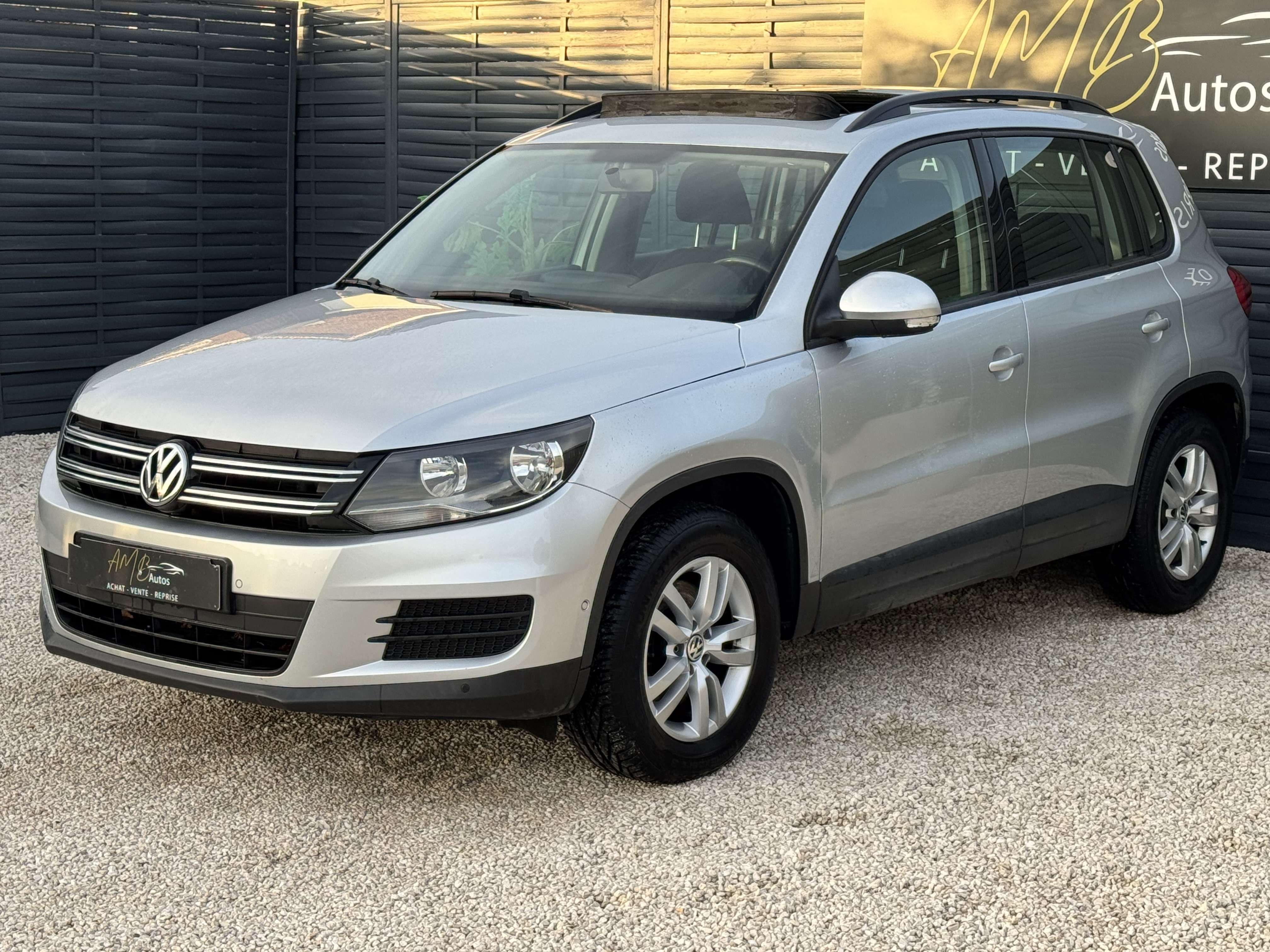 Volkswagen Tiguan 1.4 TSI */*BOITE AUTO+TOIT PANO+CARNET */*