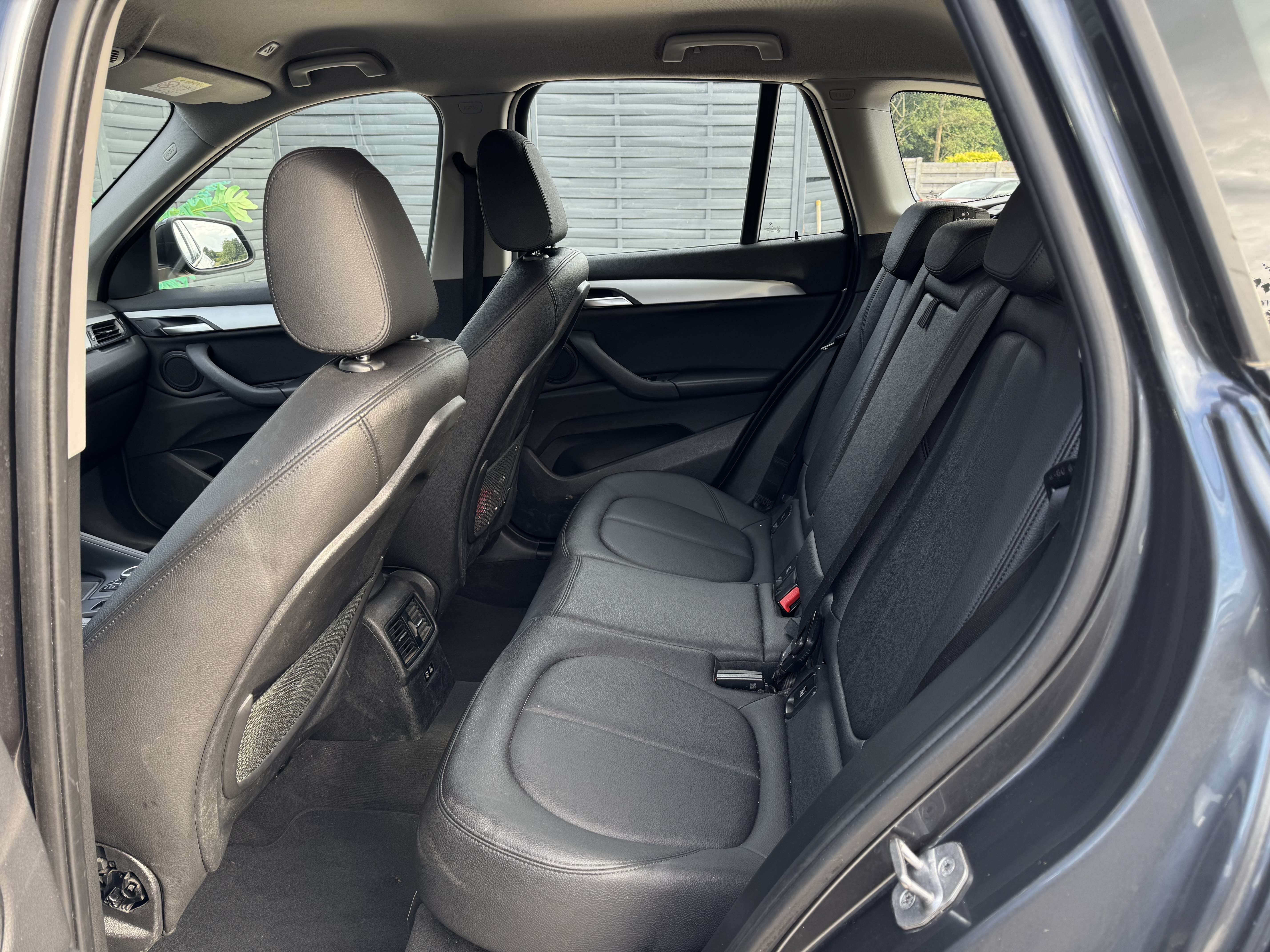 BMW X1 1.5 dA sDrive16 */*BOITE AUTO+CUIR+CARNET */*