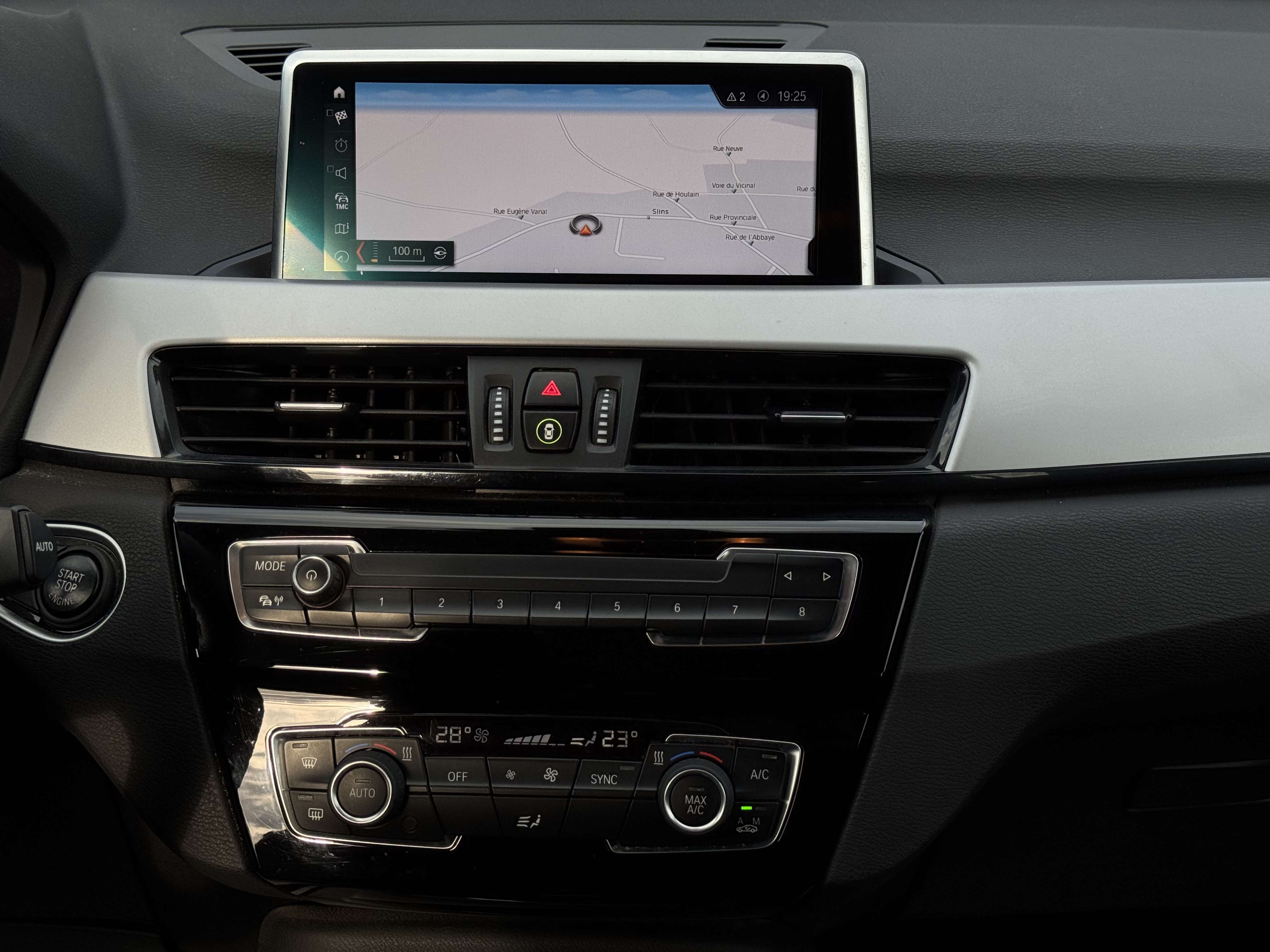 BMW X1 1.5 dA sDrive16 */*BOITE AUTO+CUIR+CARNET */*