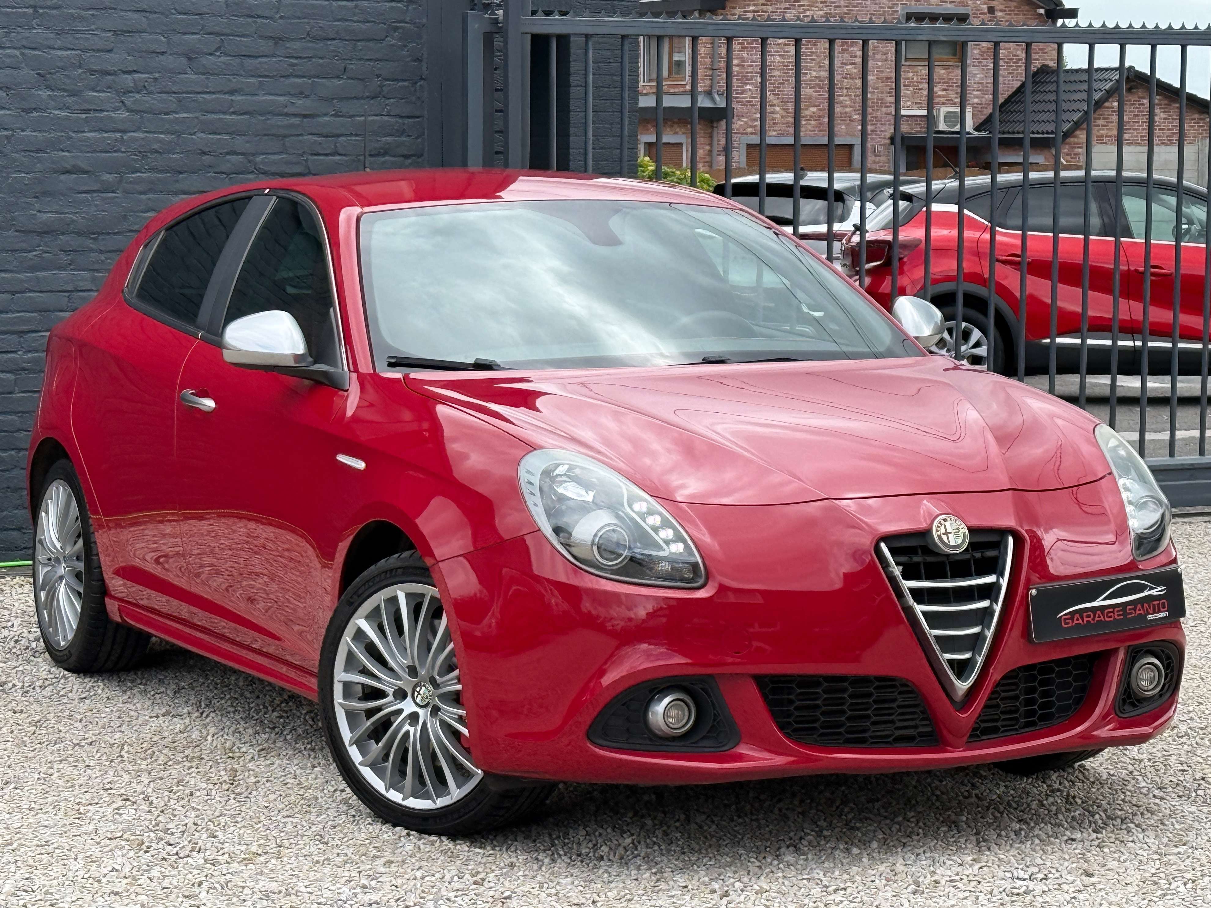 Alfa Romeo Giulietta Giulietta 1.6 JTDm Sportivo /Cuir/Pdc/Led/1erProp/Garantie/