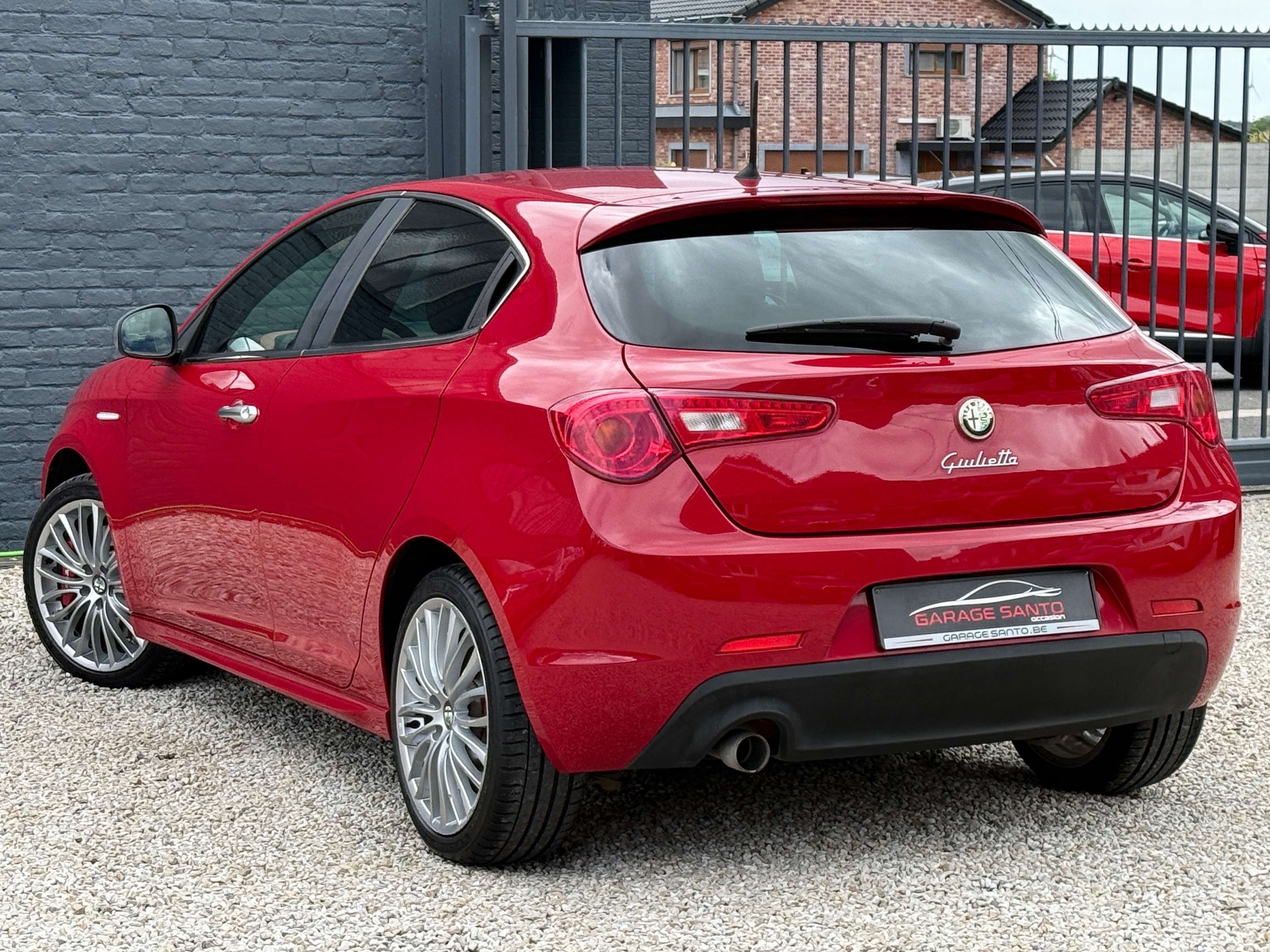 Alfa Romeo Giulietta Giulietta 1.6 JTDm Sportivo /Cuir/Pdc/Led/1erProp/Garantie/