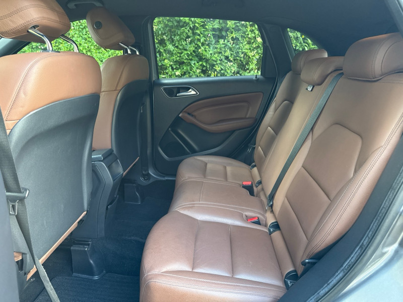 Mercedes-Benz CLASSE B 180 FASCINATION 7G-DCT * CUIR * CAMERA * GPS * GARANTIE