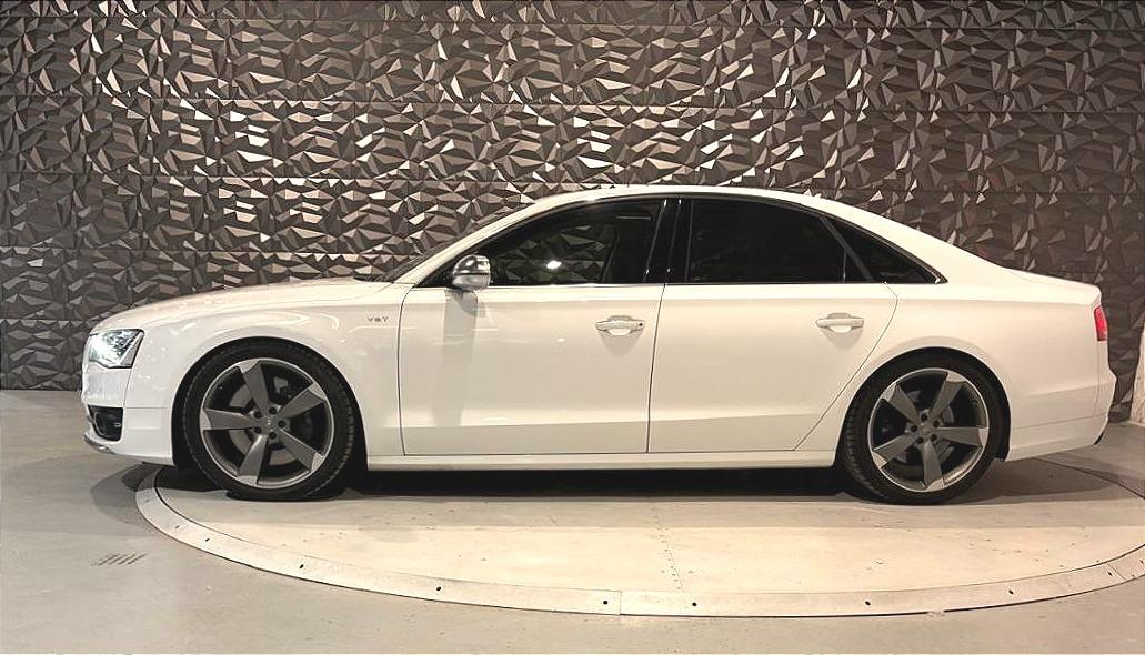 Audi S8 Quattro Sport 4.0 V8 TFSI - BVA Tiptronic 2012 BERLINE . PHASE 2
