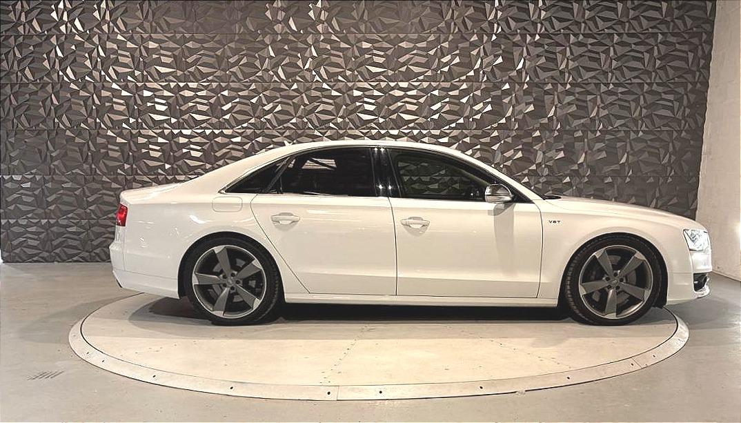 Audi S8 Quattro Sport 4.0 V8 TFSI - BVA Tiptronic 2012 BERLINE . PHASE 2