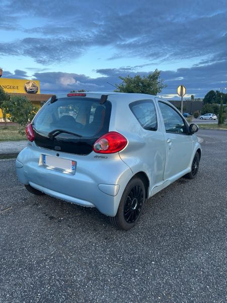 Toyota Aygo (2) 1.0 VVT-I CONNECT SPORT 3P