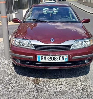 Renault Laguna II (2) 2.0 16V 135 CARMINAT BVA