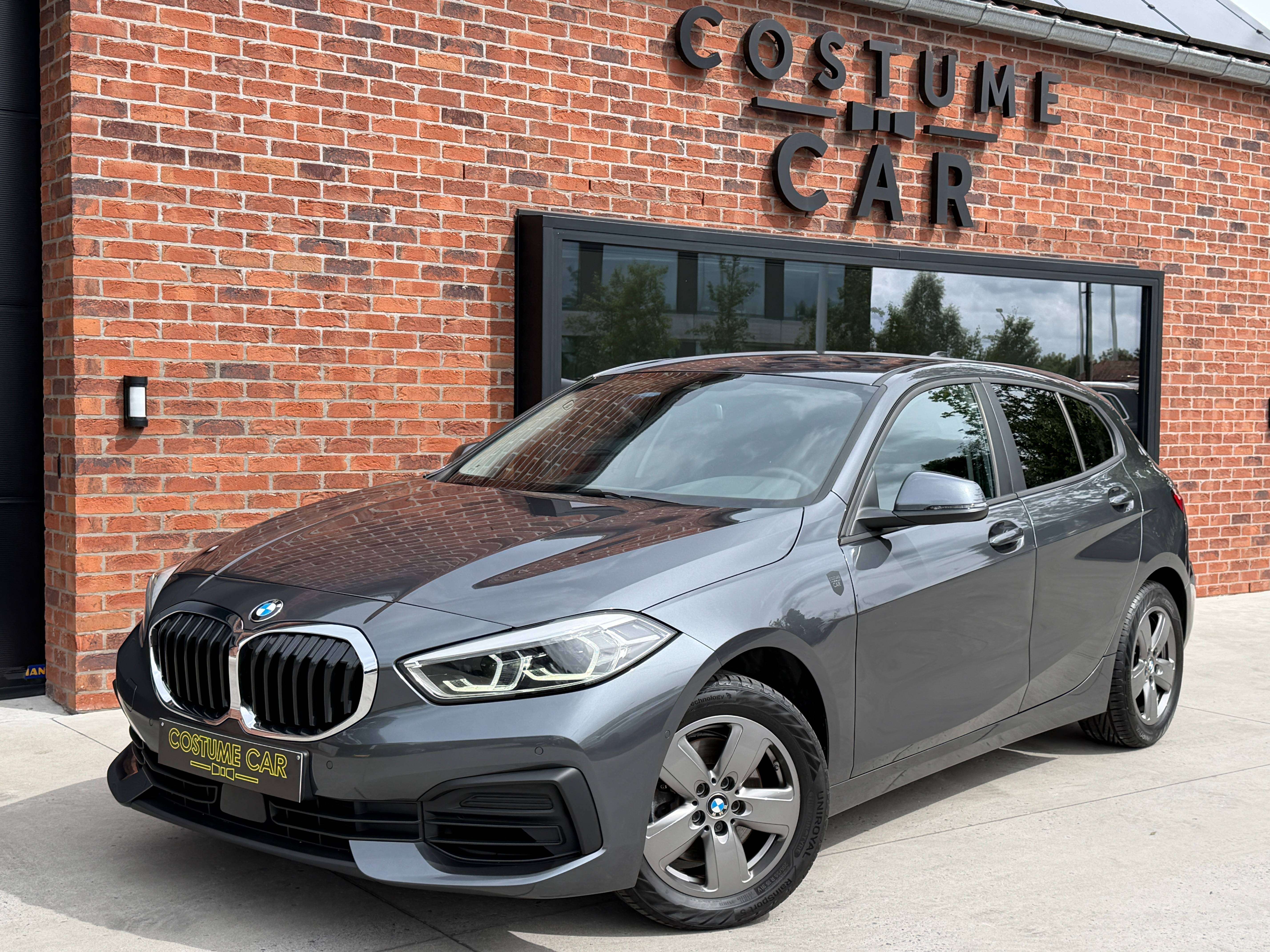 BMW 116 LED - Sg chauffants - GPS - Capteurs - Clim auto