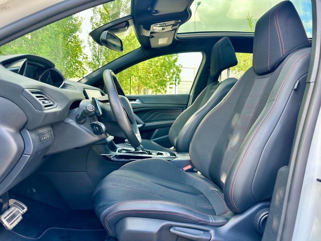 Peugeot 308 PureTech 130ch SS EAT8 GT Line - Suivi Peugeot Carplay Toit panoramique