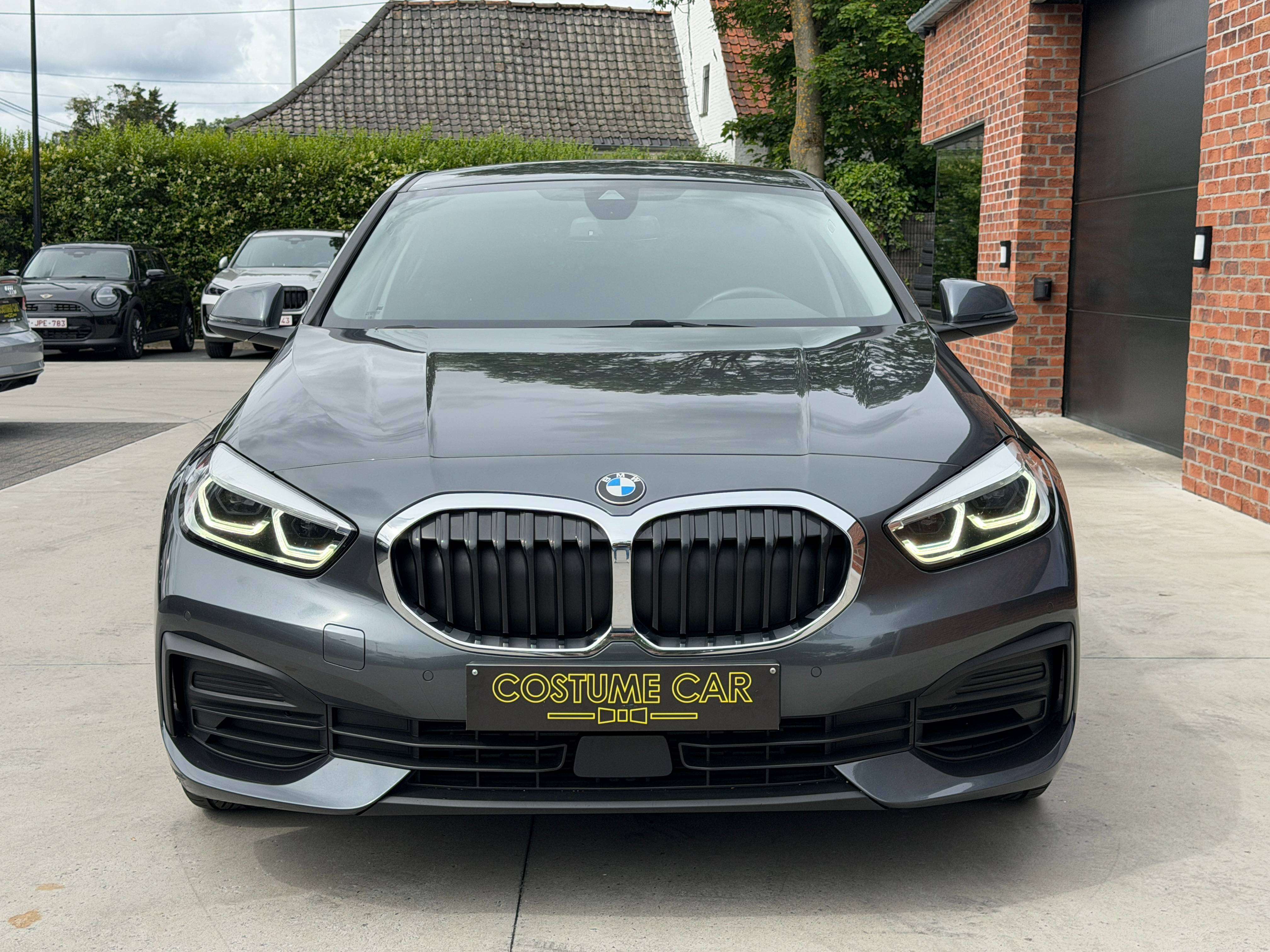 BMW 116 LED - Sg chauffants - GPS - Capteurs - Clim auto
