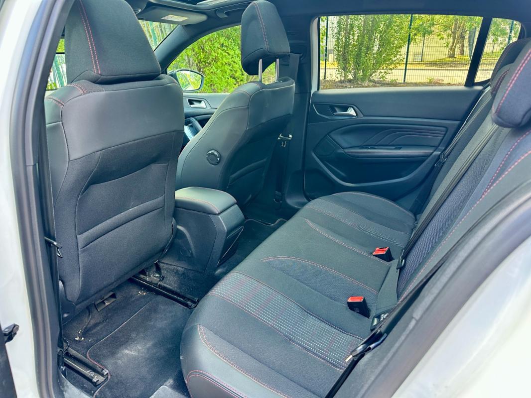 Peugeot 308 PureTech 130ch SS EAT8 GT Line - Suivi Peugeot Carplay Toit panoramique