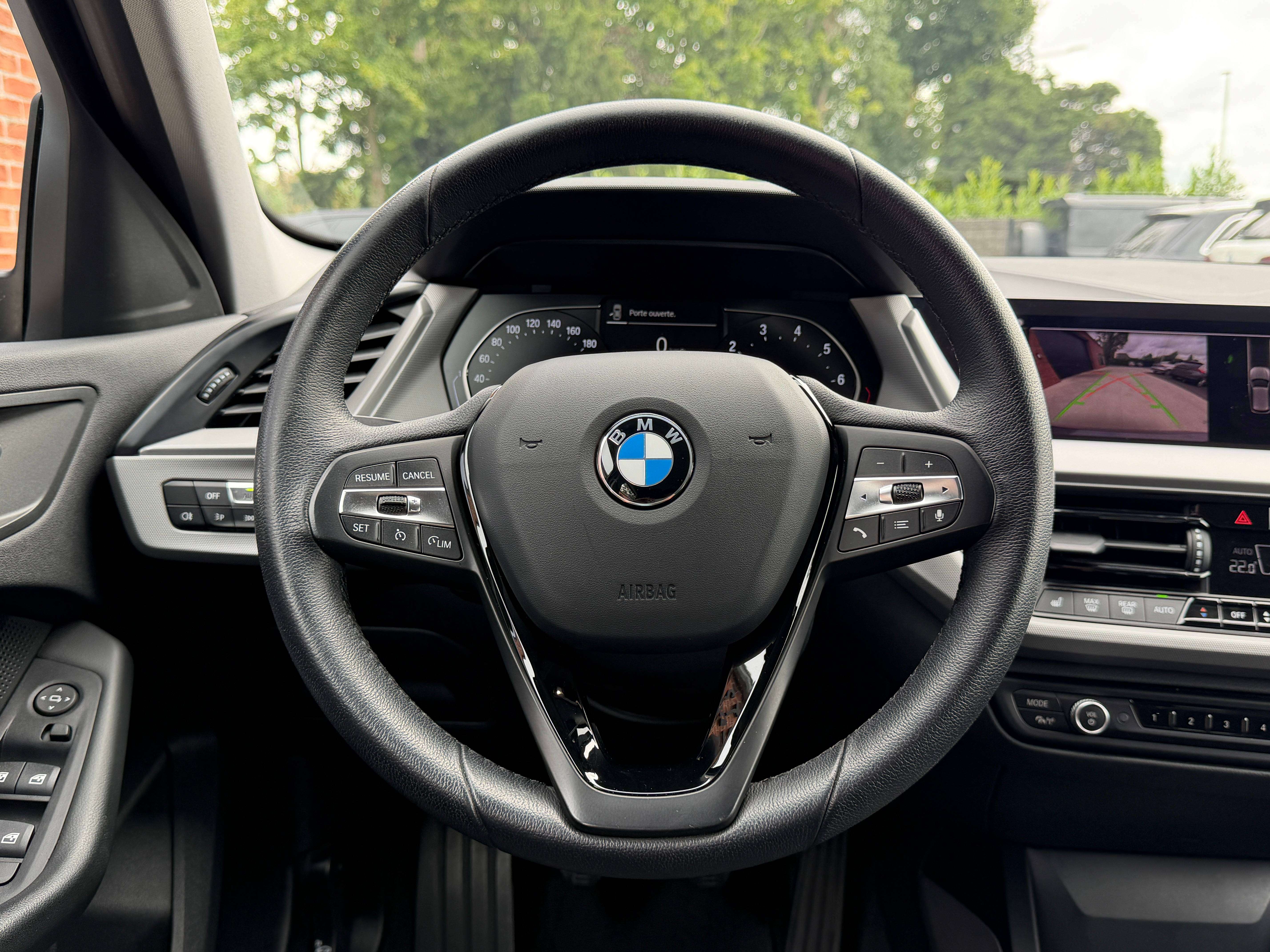 BMW 116 LED - Sg chauffants - GPS - Capteurs - Clim auto