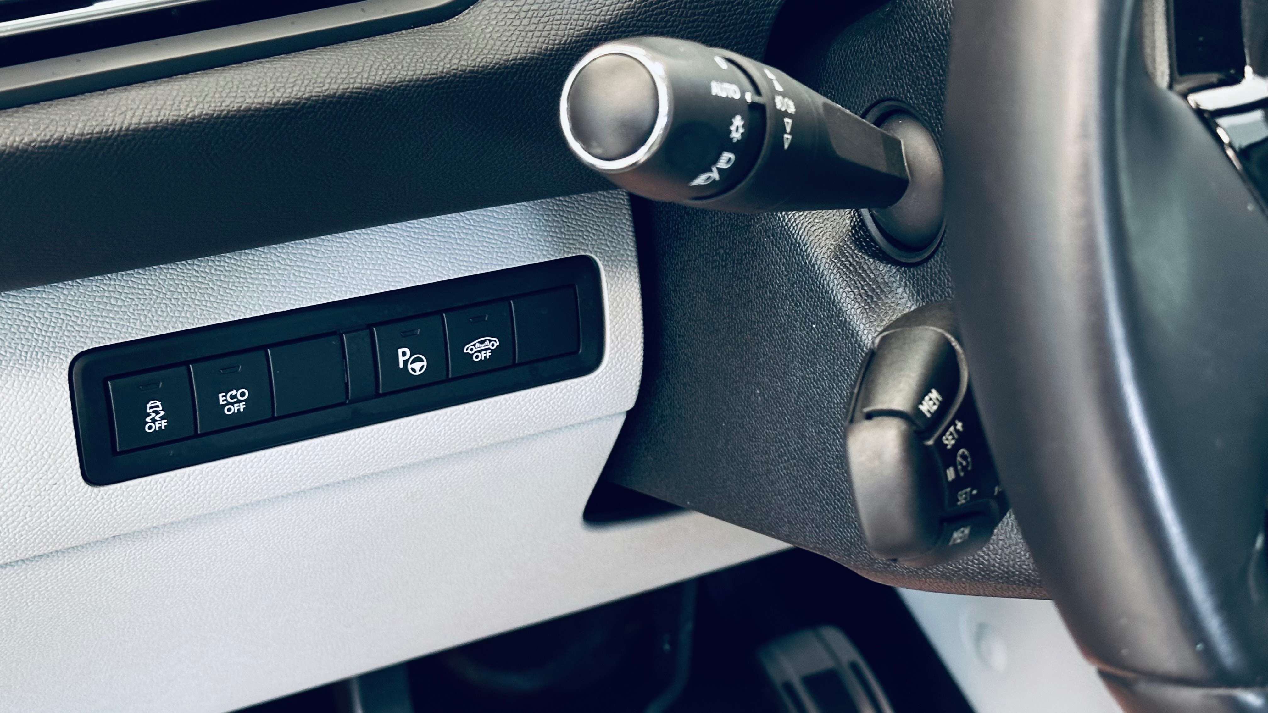 Peugeot 308 1.2 CAMERA PANO PDC LIM CRUISE CLIM BIZONE BLUETOOTH
