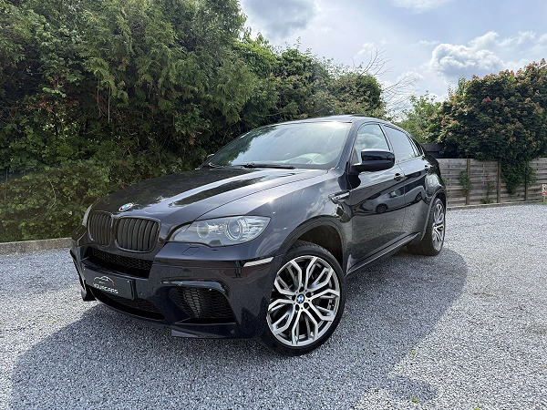 BMW X6 M 4.4iA V8 * ORIGINAL BELGIAN CAR * FULL OPTIONS * LICHTE VRACHT