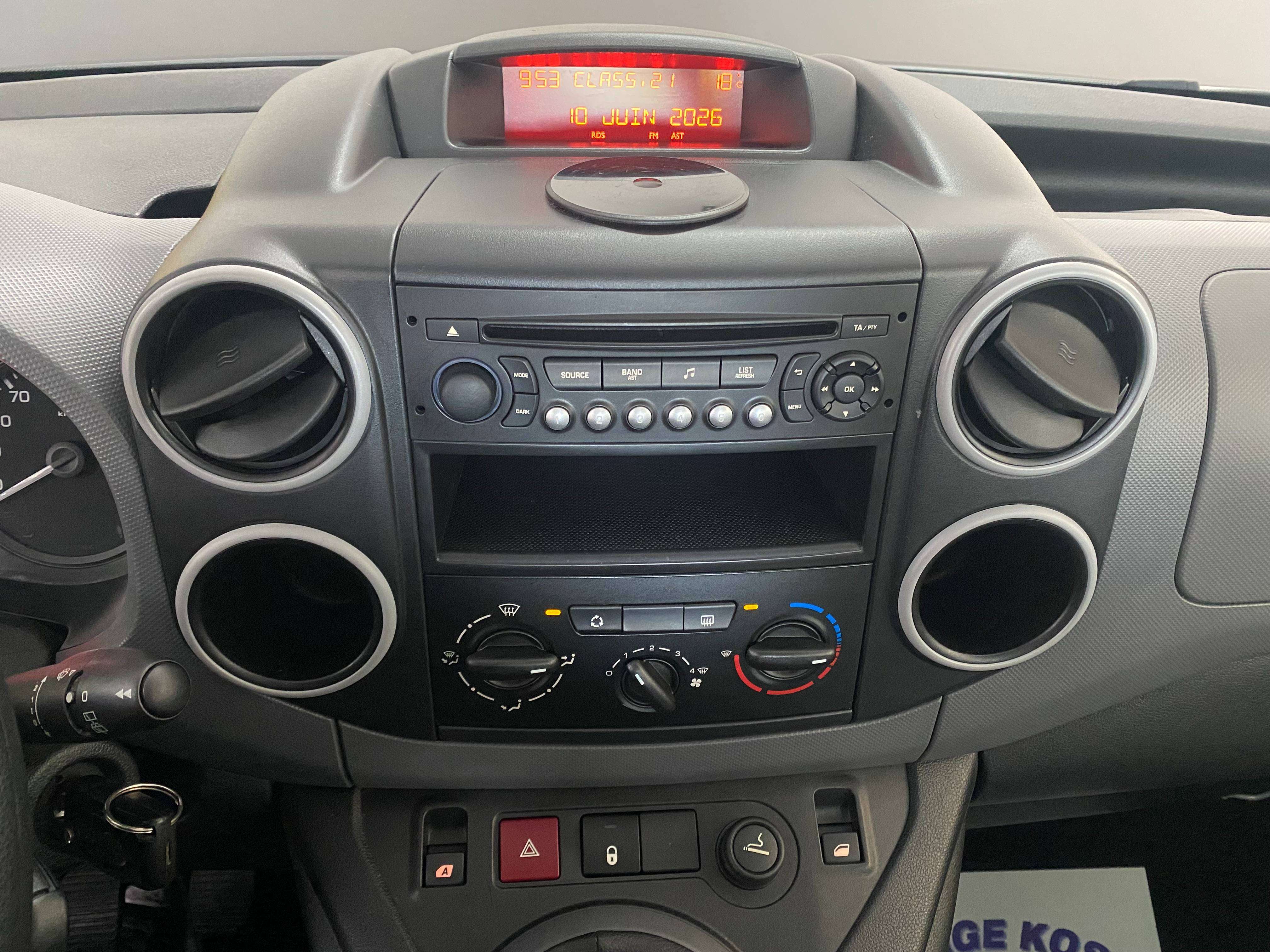 Peugeot Partner Partner Tepee 1.6 HDi Active // 1ER PROPRIETAIRE+GARANTIE 12 MOIS+CARPASS//