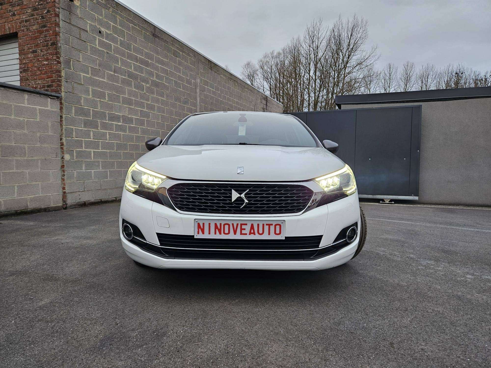 DS Automobiles DS 4 1.6d BlueHDi Be Chic S* NAV PARKSENSO CRUISE CONTR