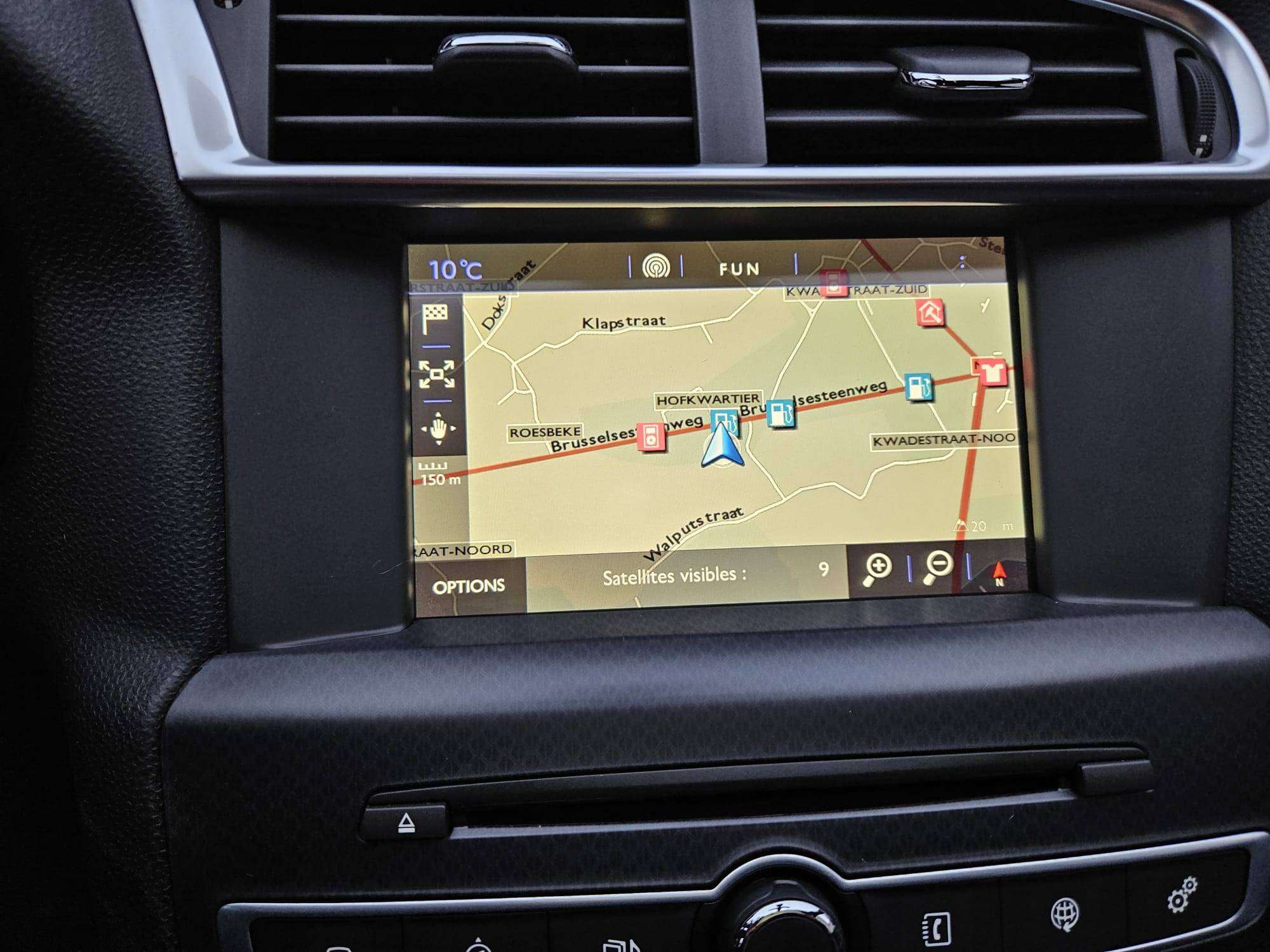 DS Automobiles DS 4 1.6d BlueHDi Be Chic S* NAV PARKSENSO CRUISE CONTR