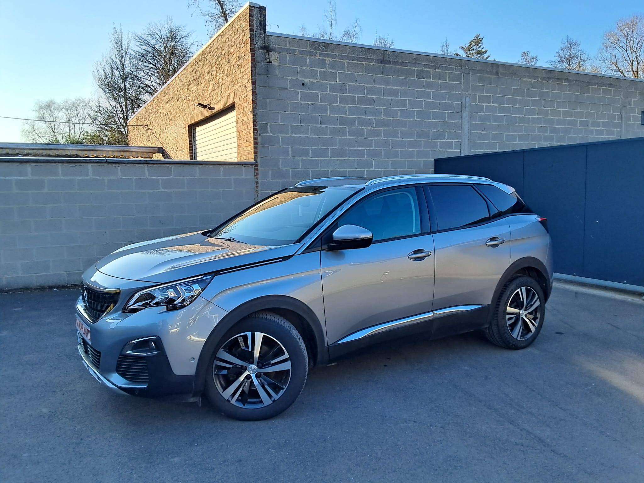 Peugeot 3008 1.5 BlueHDi Allure CARPLAY 360°CAM PANO DAK CRUISE