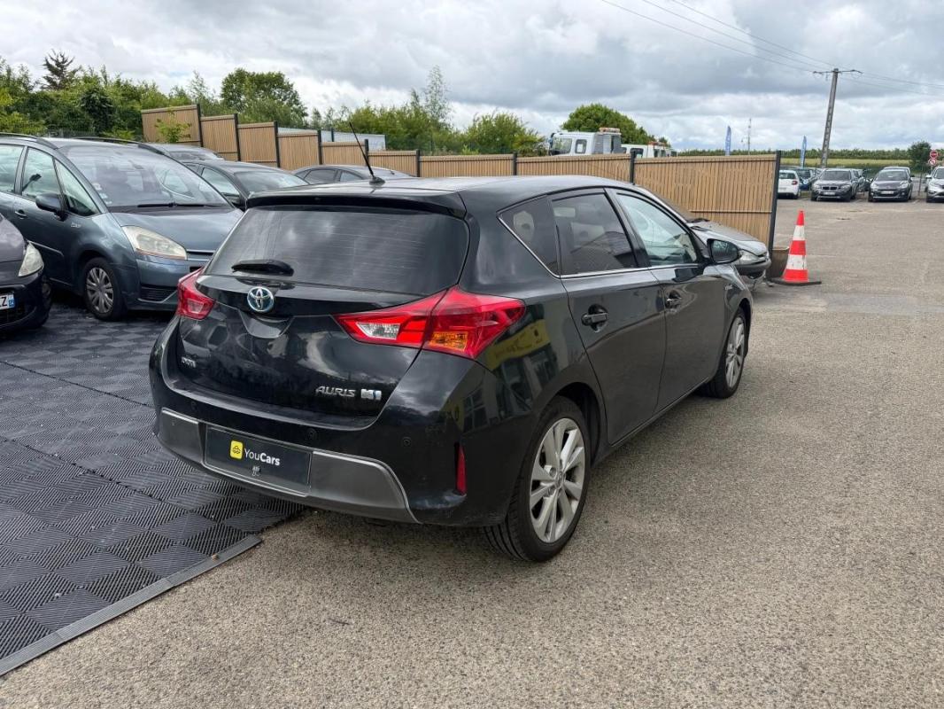 Toyota Auris 1.8 HSD 136H 100 FULL-HYBRID DYNAMIC BVA CAMERA DE RECUL-SIEGES CHAUFFANTS-GPS