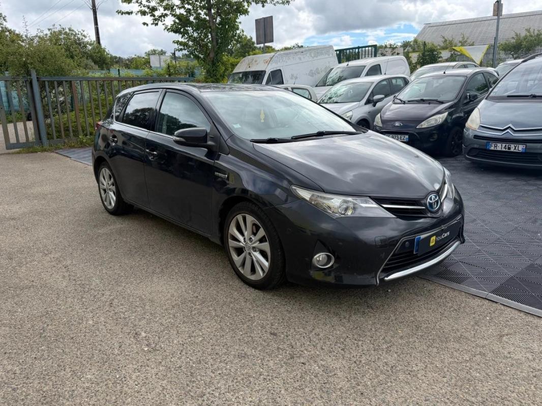 Toyota Auris 1.8 HSD 136H 100 FULL-HYBRID DYNAMIC BVA CAMERA DE RECUL-SIEGES CHAUFFANTS-GPS
