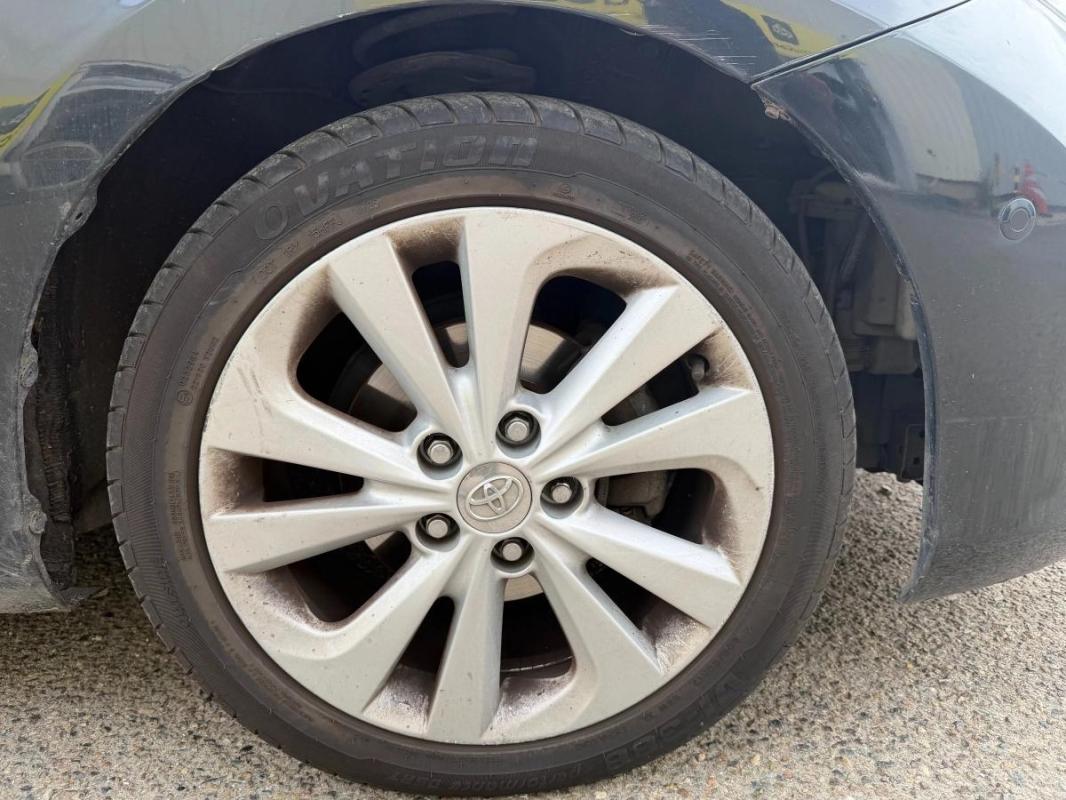Toyota Auris 1.8 HSD 136H 100 FULL-HYBRID DYNAMIC BVA CAMERA DE RECUL-SIEGES CHAUFFANTS-GPS