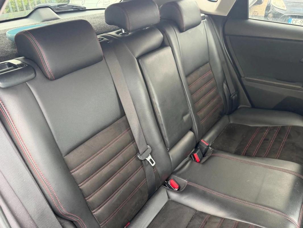 Toyota Auris 1.8 HSD 136H 100 FULL-HYBRID DYNAMIC BVA CAMERA DE RECUL-SIEGES CHAUFFANTS-GPS