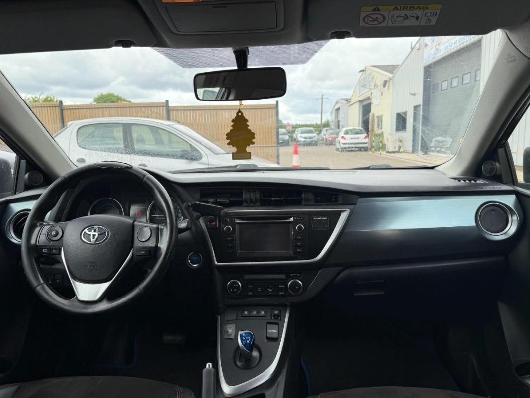 Toyota Auris 1.8 HSD 136H 100 FULL-HYBRID DYNAMIC BVA CAMERA DE RECUL-SIEGES CHAUFFANTS-GPS